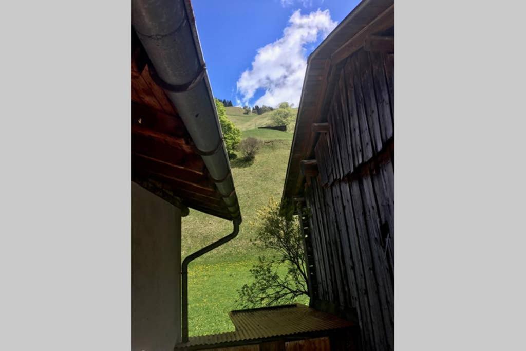 Ferienwohnung Uf Z'Enisch Klosters-Serneus Extérieur photo