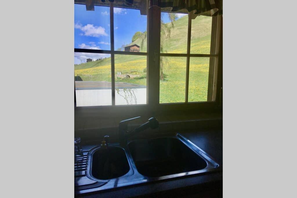 Ferienwohnung Uf Z'Enisch Klosters-Serneus Extérieur photo