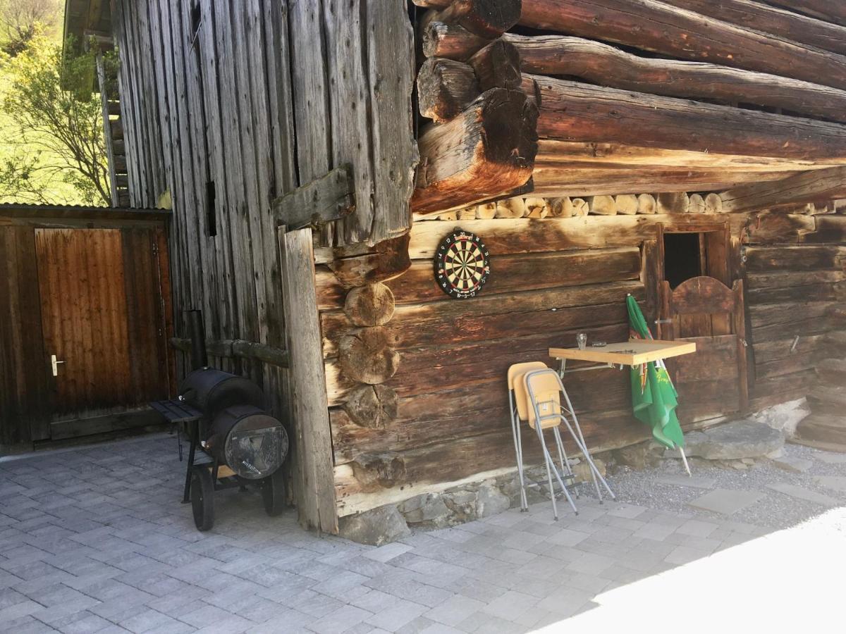 Ferienwohnung Uf Z'Enisch Klosters-Serneus Extérieur photo