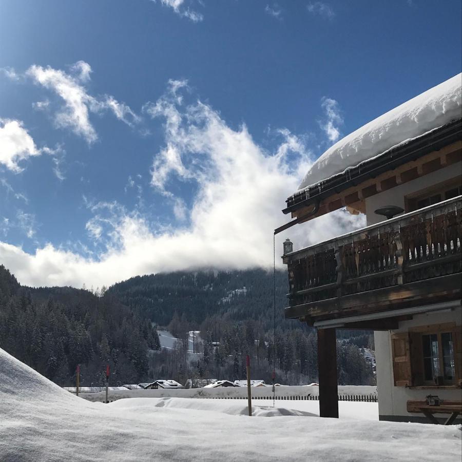 Ferienwohnung Uf Z'Enisch Klosters-Serneus Extérieur photo
