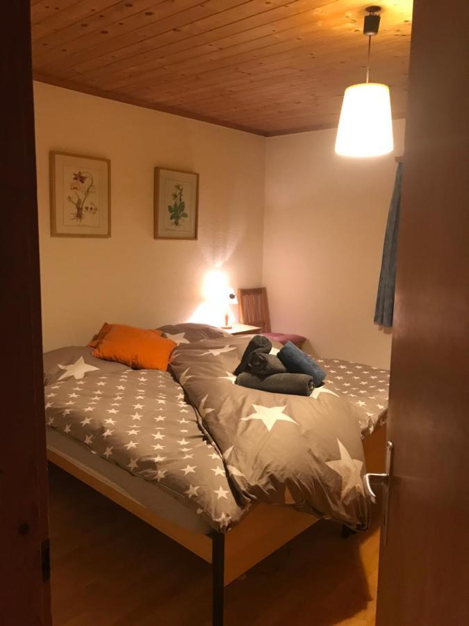 Ferienwohnung Uf Z'Enisch Klosters-Serneus Extérieur photo