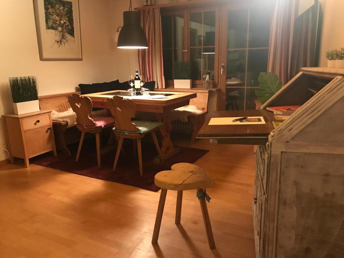 Ferienwohnung Uf Z'Enisch Klosters-Serneus Extérieur photo