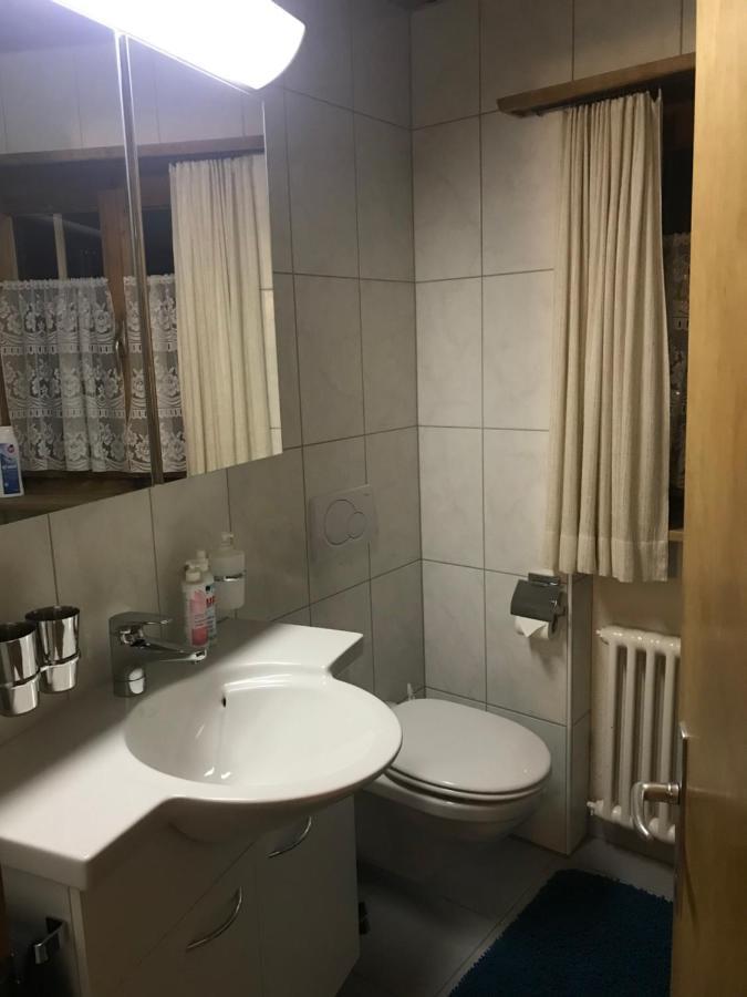 Ferienwohnung Uf Z'Enisch Klosters-Serneus Extérieur photo