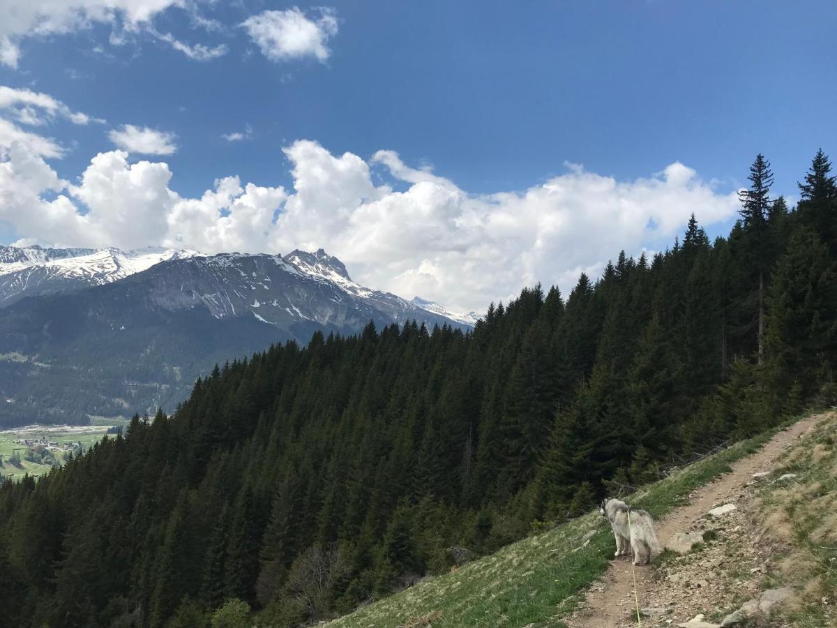 Ferienwohnung Uf Z'Enisch Klosters-Serneus Extérieur photo
