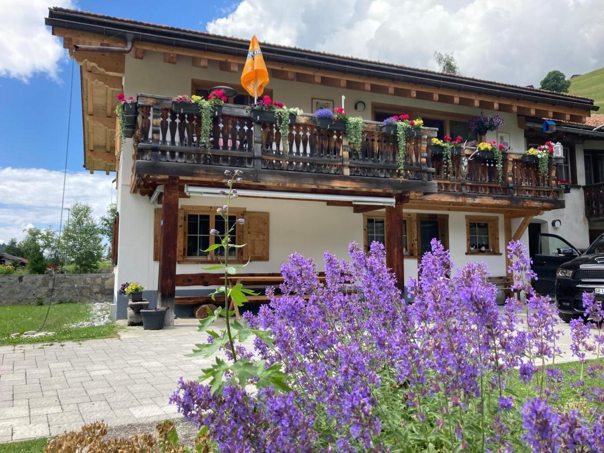 Ferienwohnung Uf Z'Enisch Klosters-Serneus Extérieur photo